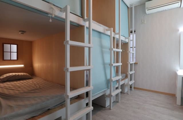 [ANNEX] Shared Dormitory, Women only