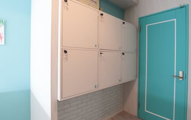 [ANNEX] Shared Dormitory, Women only