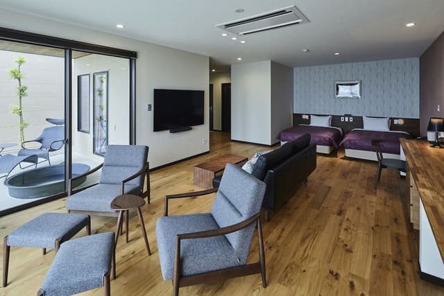 Western Style Premium Twin Room with Private Open Air Bath [Non-Smoking]