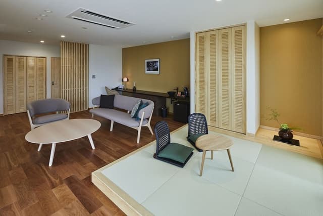 Japanese Western Style Premium Room with Private Open Air Bath [Non-Smoking]
