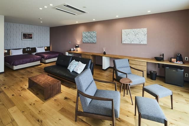 Western Style Premium Twin Room with Private Open Air Bath [Non-Smoking]