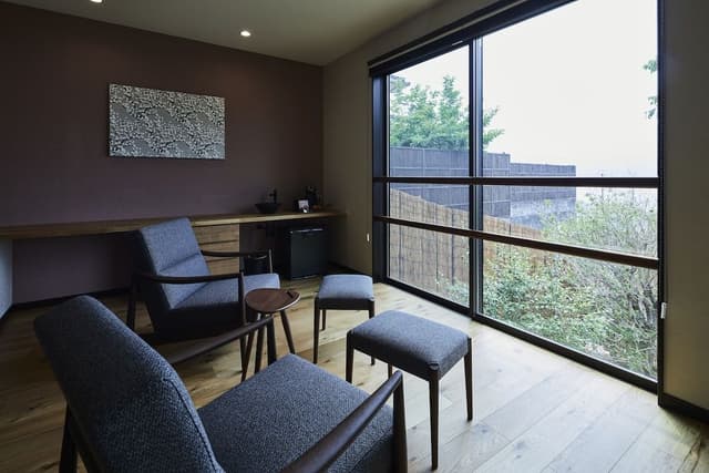 Western Style Premium Twin Room with Private Open Air Bath [Non-Smoking]