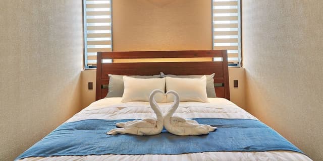 Modern Suite, Ocean View, 3F [N]