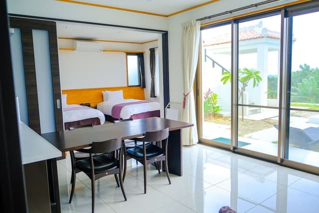 Luxury Villa, Ishigaki-yaki