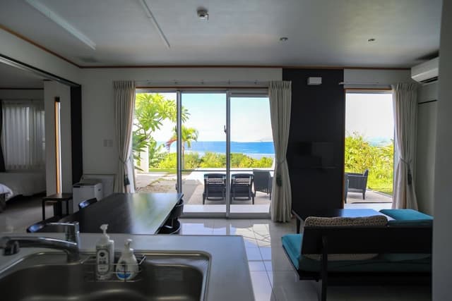 Luxury Villa, Ishigaki-yaki