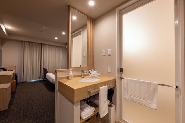 ANNEX Grande Standard Twin Room