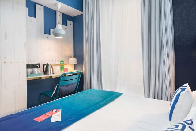 Double Cabine Room