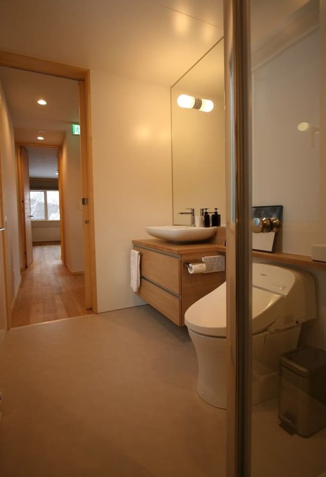 House, 4 Bedrooms