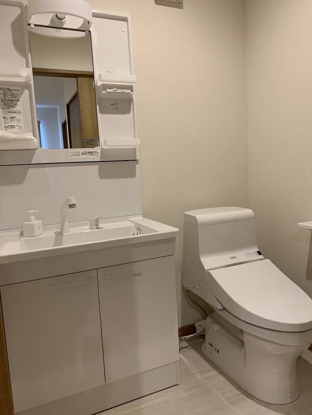 House, 2 Bedrooms