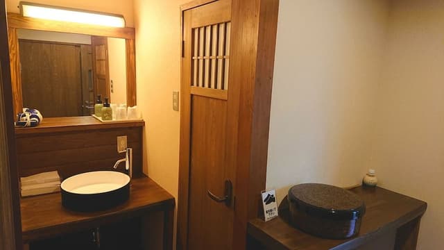 Japanese-style Room with Shared Bathroom (Non Smoking)