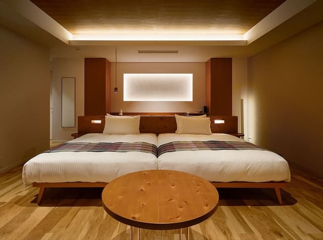 Executive Suite (14th Floor, with 2 sofa beds)