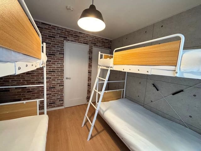 [Max 13people] 4LDK (100m2) / 13 beds / BBQ / 2 Parking Spaces / Onna1B
