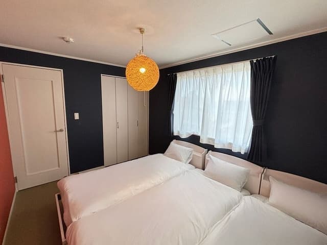 [Max 13people] 4LDK (100m2) / 13 beds / BBQ / 2 Parking Spaces / Onna1B