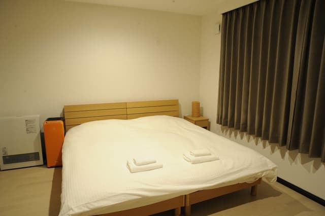 House, 2 Bedrooms, Non Smoking