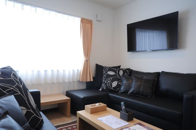House, 2 Bedrooms, Non Smoking