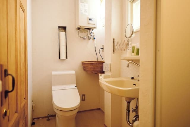Twin Room, Private Bathroom