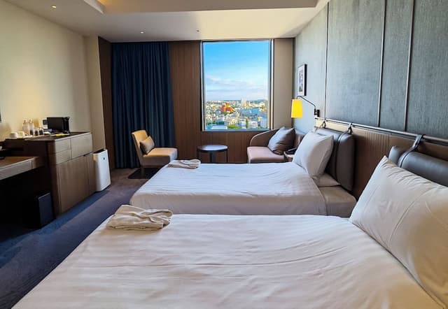 Premium Twin Room, Non Smoking (with Lounge Access)