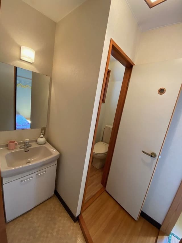 Japanese Style Double Room with Private Toilet and Shared Bathroom