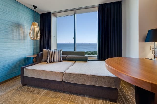 Club Room, 1 King Bed, Ocean View
