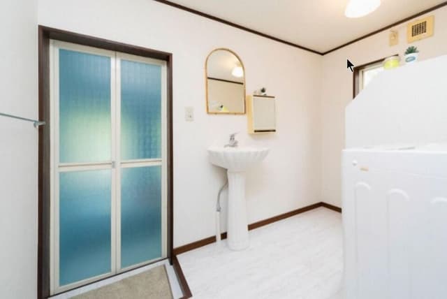 House, 2 Bedrooms