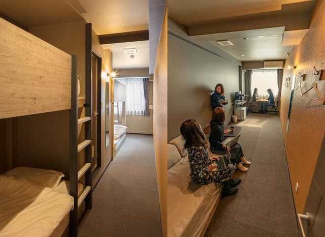 Quadruple Room Ensuite (2 Large Twin Bunk Beds)