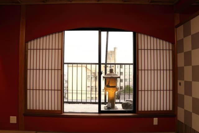 Japanese Room (6  Futons)