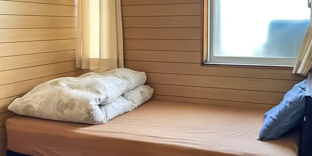 Single Room, Shared Bathroom