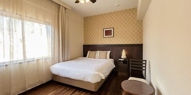 Double Room, Non Smoking