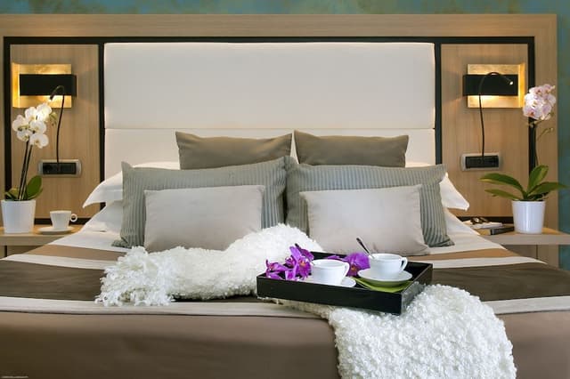 Deluxe Double Room, Jetted Tub