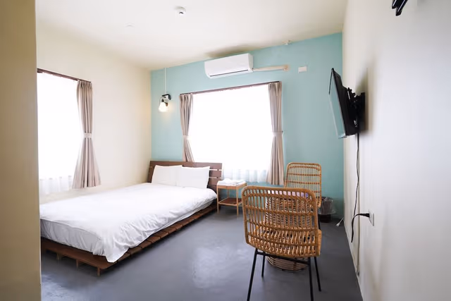 Economy Room, 1 Bedroom, Non Smoking, Refrigerator & Microwave