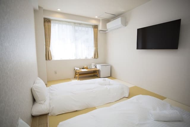 Japanese Style Room For 3 Guests with Extra Futon