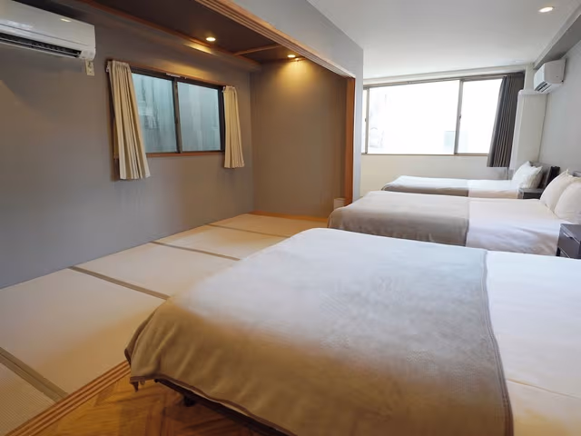 2 Bedrooms Apartment