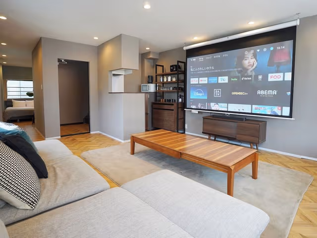 2 Bedrooms Apartment