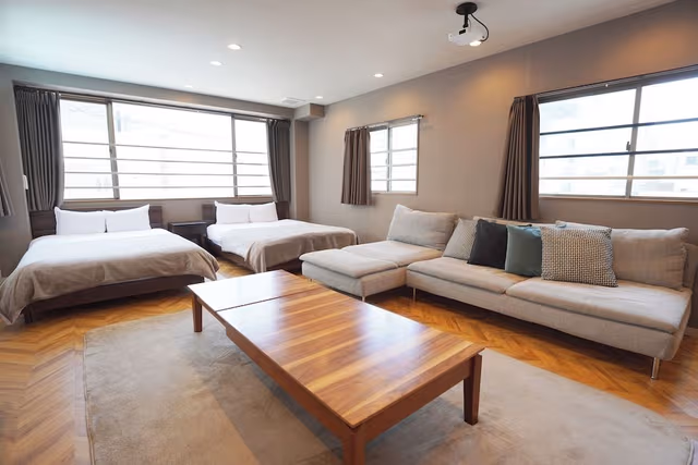 2 Bedrooms Apartment