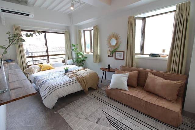 Standard Family Room, City View