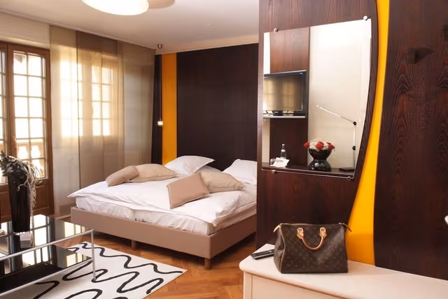 Exclusive Room