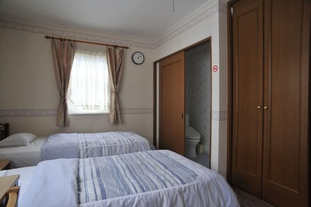 Economy Triple Room, Non Smoking (with Private Toilet)
