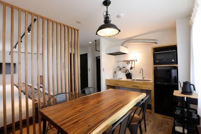 Superior Family Room (301)