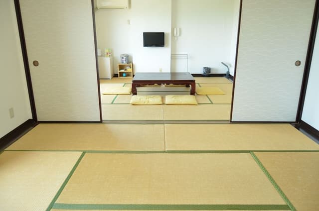 Japanese Style Room, 12