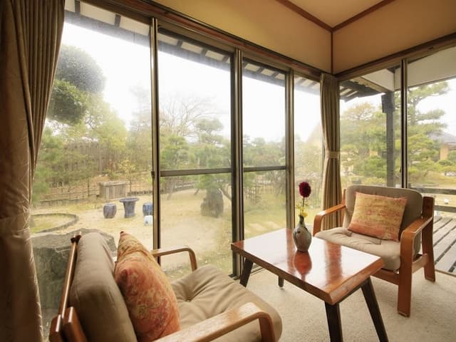 Maisonette Room