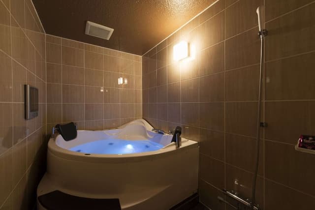 Double Room (Standard)