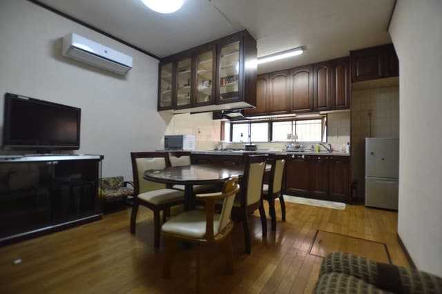 Japanese Style Family Room with Private Toilet