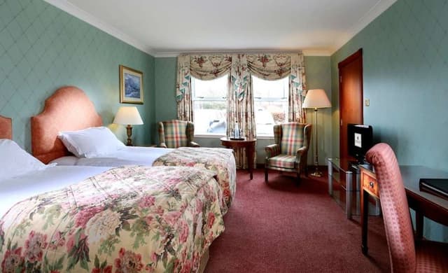 Standard Room, 2 Twin Beds (Standard Twin)