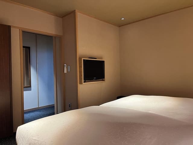 [Mt.Fuji view]  Western Room with private bath