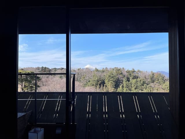 [Mt. Fuji view] Japanese-Western room with private bath