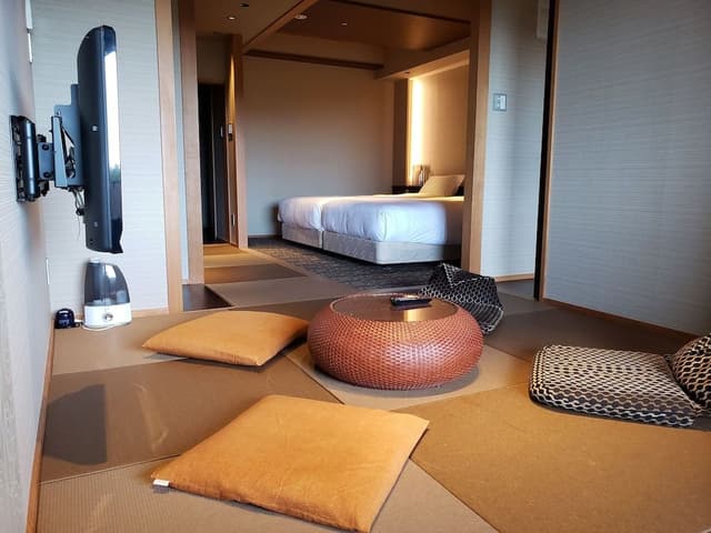 [Mt. Fuji view] Japanese-Western room with private bath