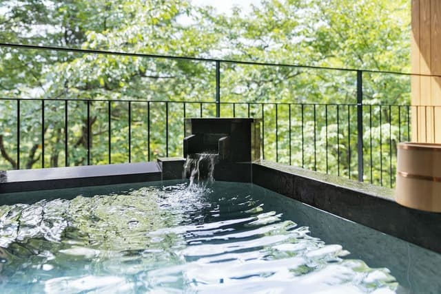[Garden view] Japanese-Western room with private bath+terrace