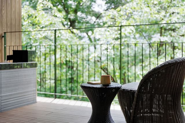 [Garden view] Japanese-Western room with private bath+terrace