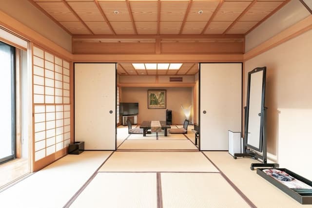 [Non-Smoking] Special Japanese Style Room with a Private Open-air Bath (Mt. Fuji View)