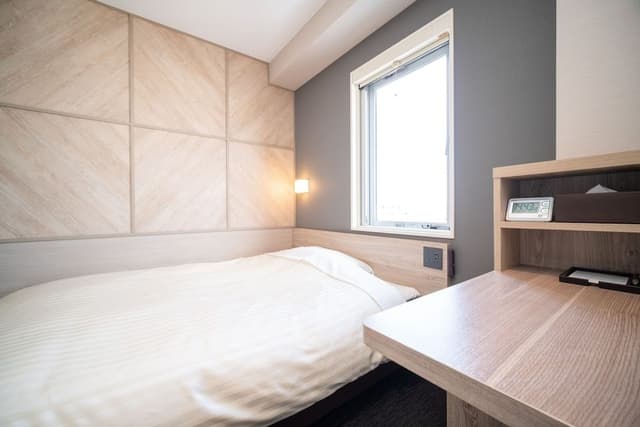Semi-double Room, Non Smoking